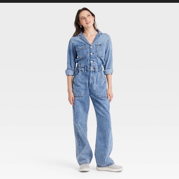 💕Universal Thread Blue Denim Jumpsuit size 8 - Picture 3 of 7